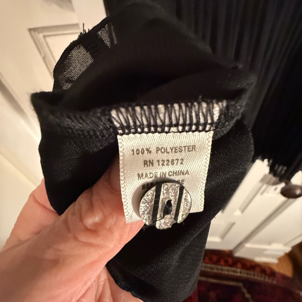 Black M Lindi Accordion Pleat Tunic Dress - Picture 6 of 6